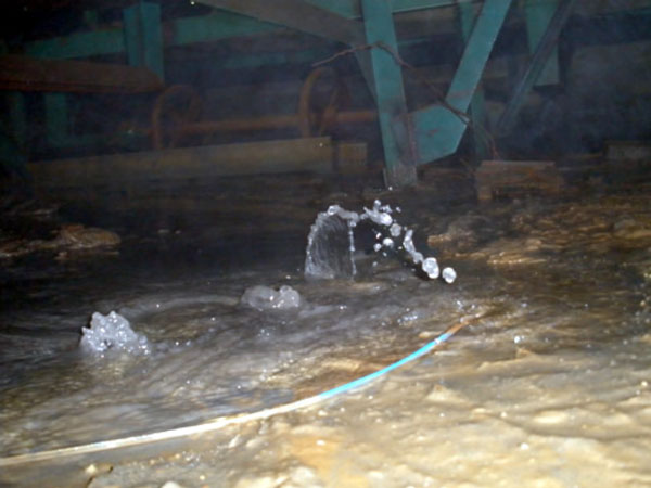 地下室威尼斯官网教你地下室渗漏水如何处理？